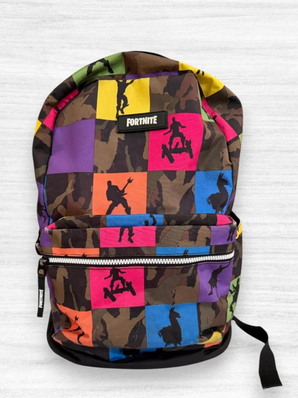 Fortnite camo silhouette